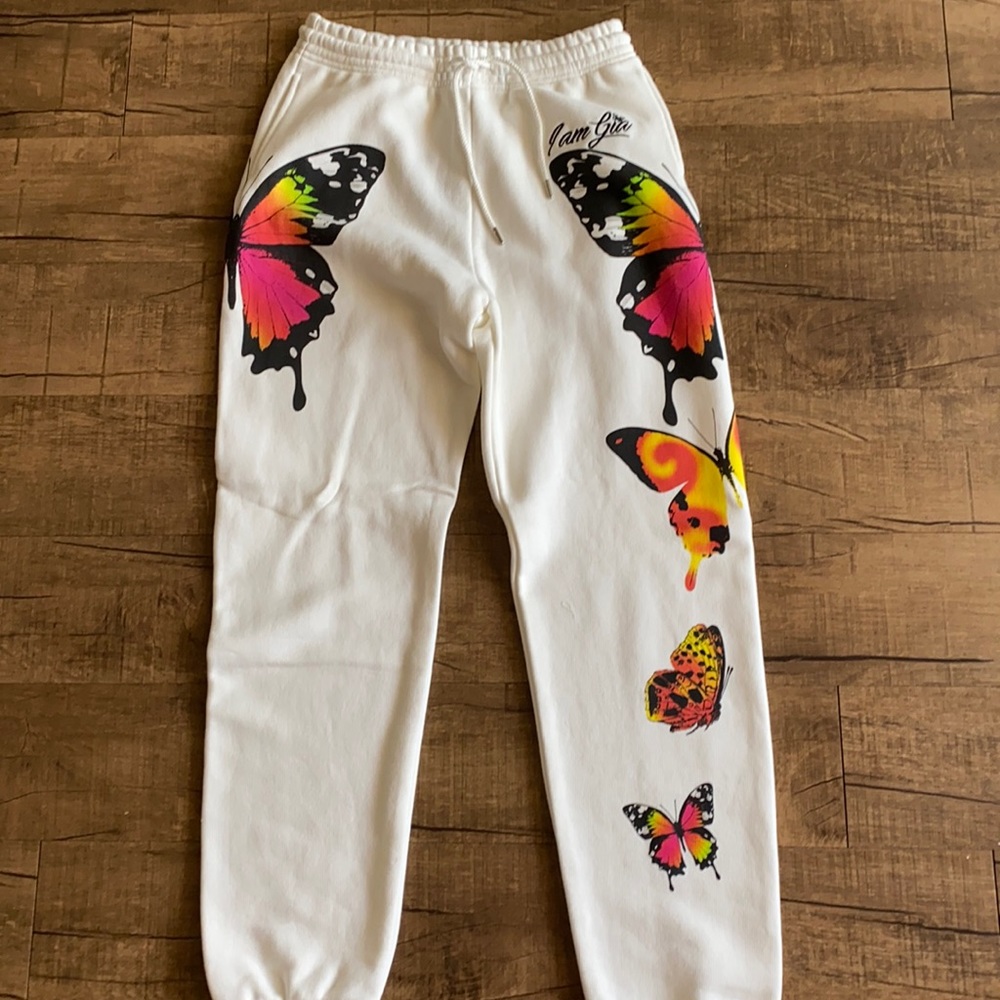 I.AM.GIA sweat outfit.